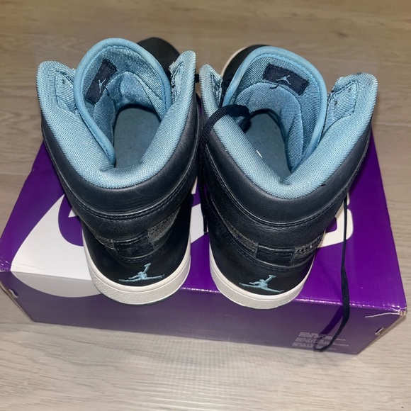 Jordan 1 Retro High Premier - Picture 4 of 5